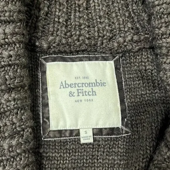 Abercrombie & Fitch Women’s Shawl Collar Sweater Size S Brown Chunky Knit Wool - Picture 3 of 7